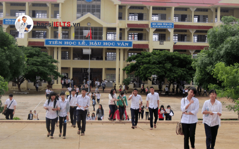Trường THPT Lưu Hữu Phước